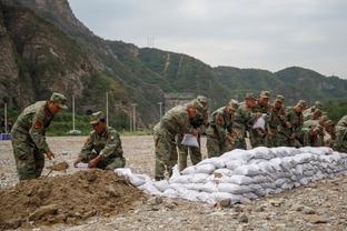 官方：勒沃库森5月26日下午进行夺冠游行，主场同时举办球迷活动